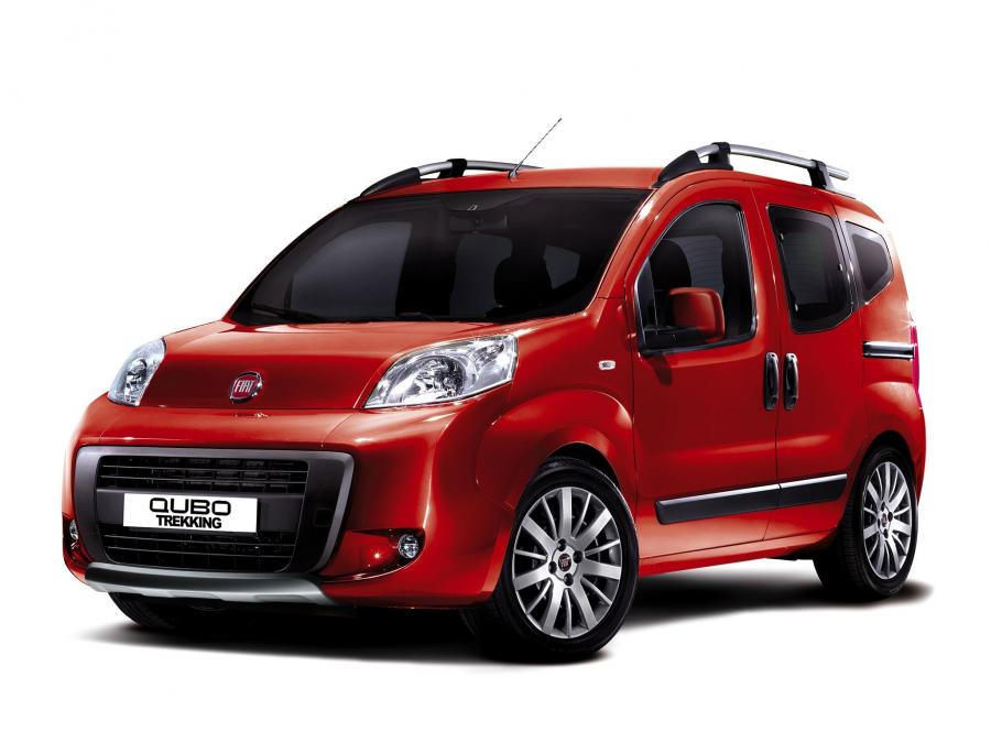  Fiat Qubo Trekking 2009 года  (фото 8 из 16)